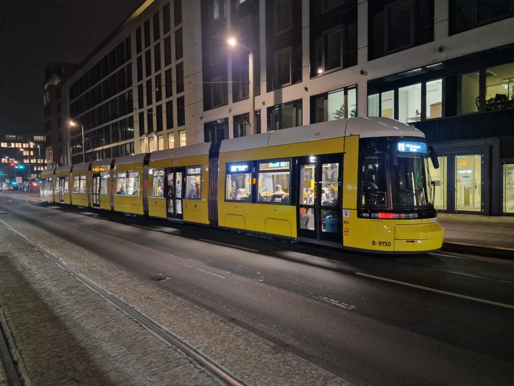 Straßenbahn 9150, die letzte an die BVG gelieferte Flexity