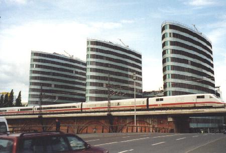 ICE 2 auf der Stadtbahn